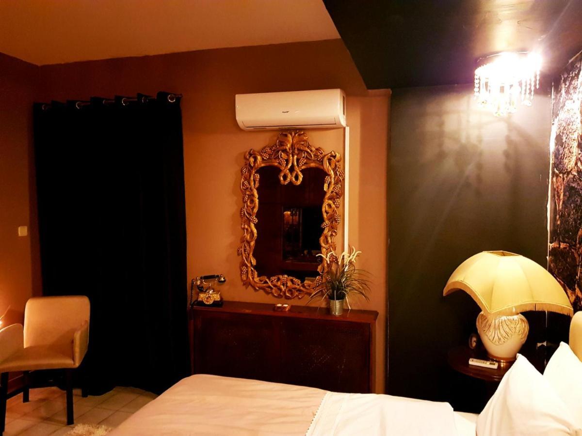 Kouro'S Private Room! Pireus Eksteriør bilde